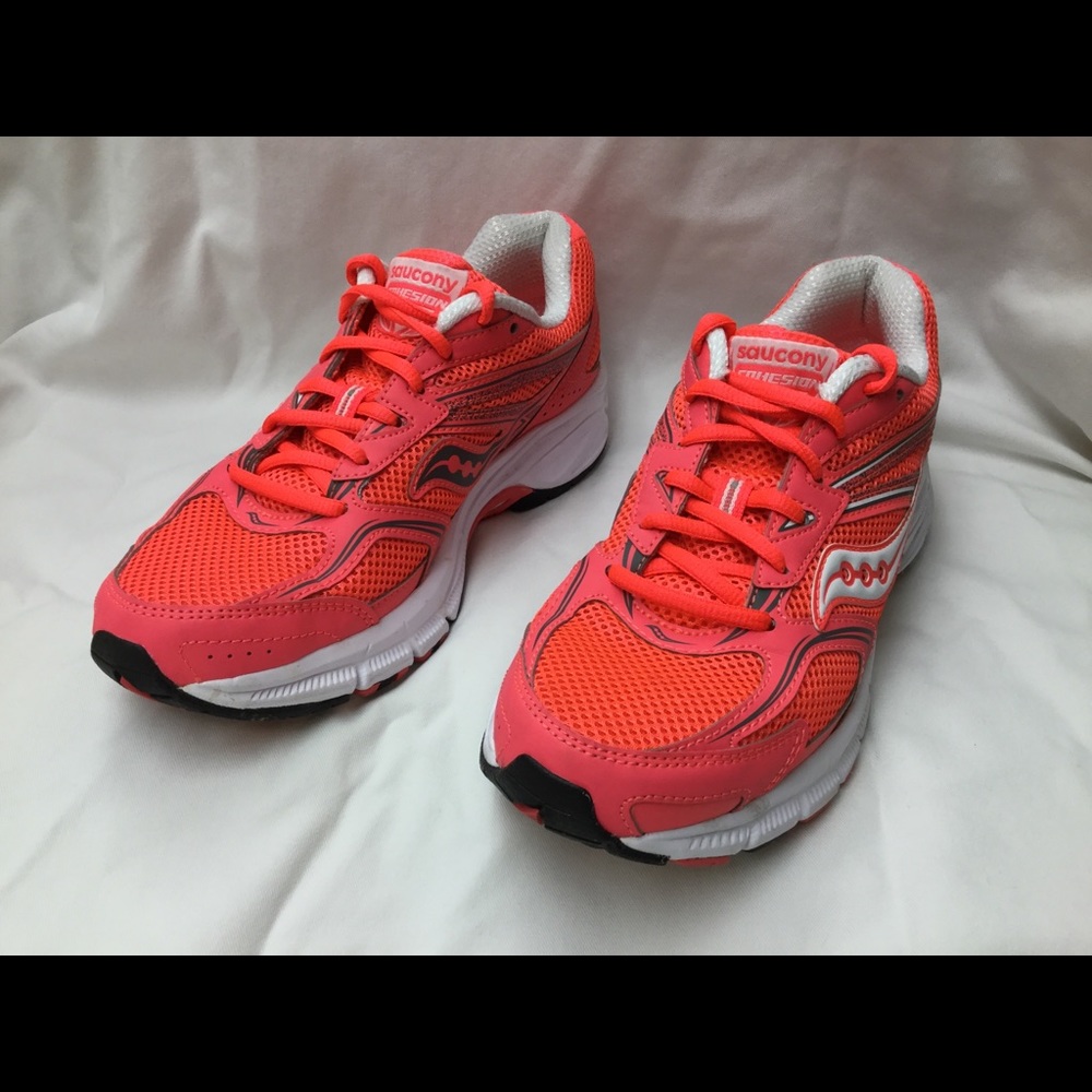 Saucony Cohesión Grid Women’s Running Sneaker